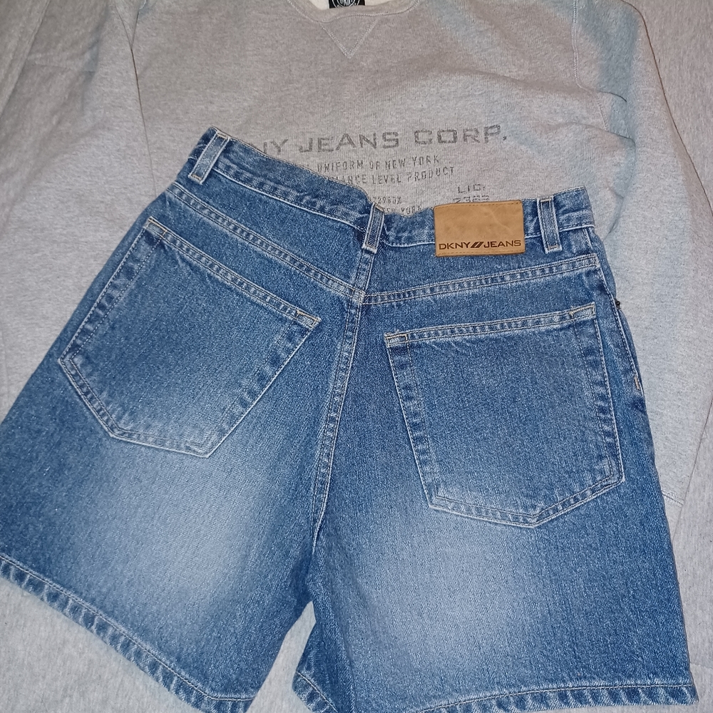 DKNY cropped sweatshirt and DKNY JEANS shorts